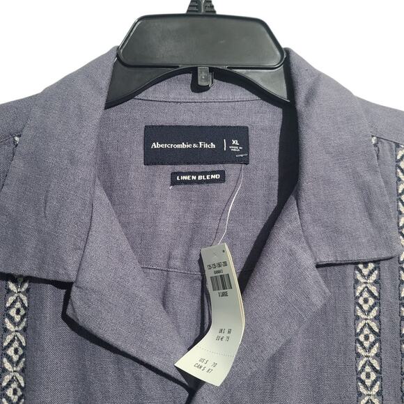 Abercrombie & Fitch Blue Patch Pocket Collared Camp Shirt Size XL NWT - Picture 3 of 4